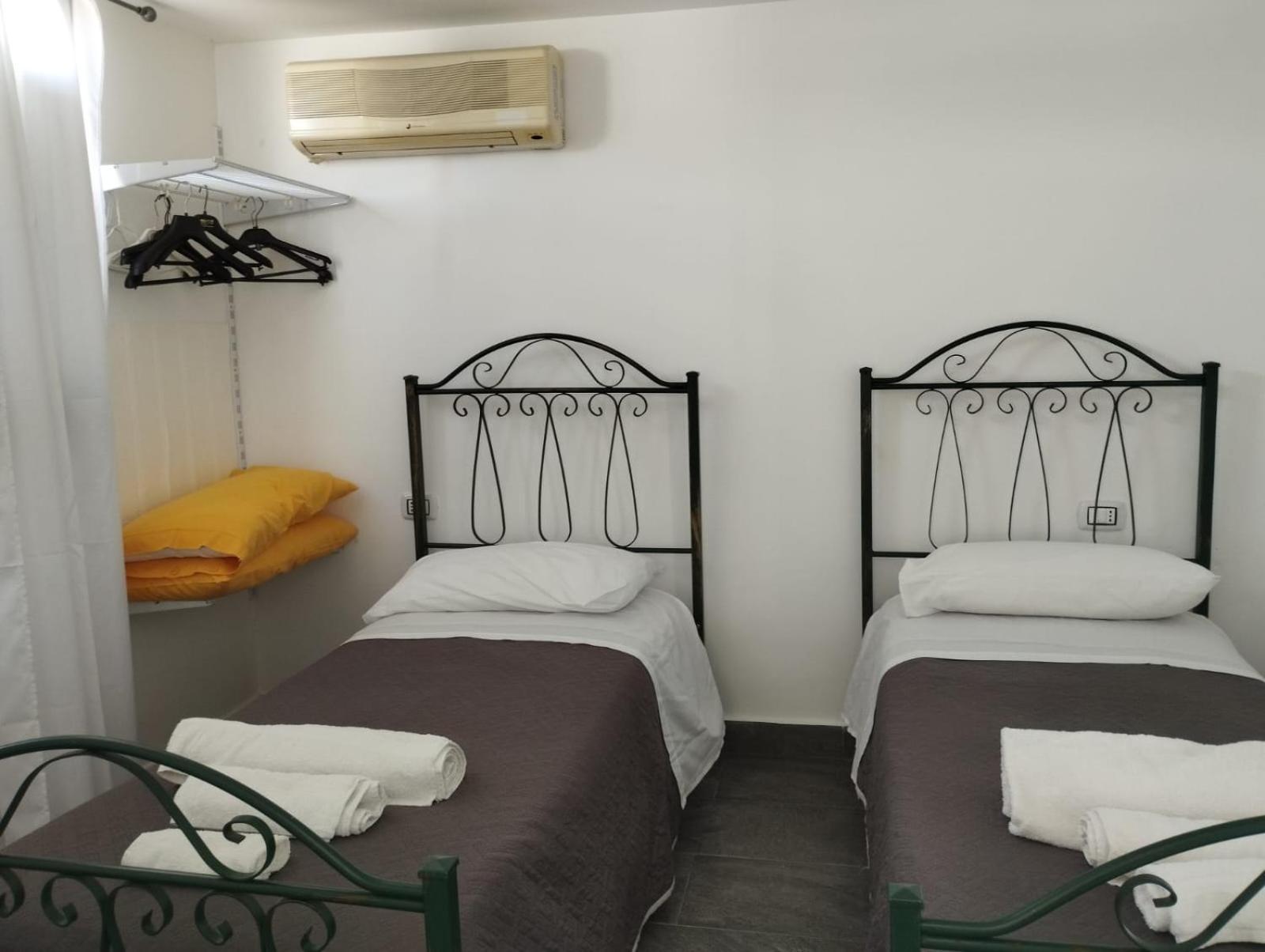 Fiore Di Loto Rooms Carini Exterior photo