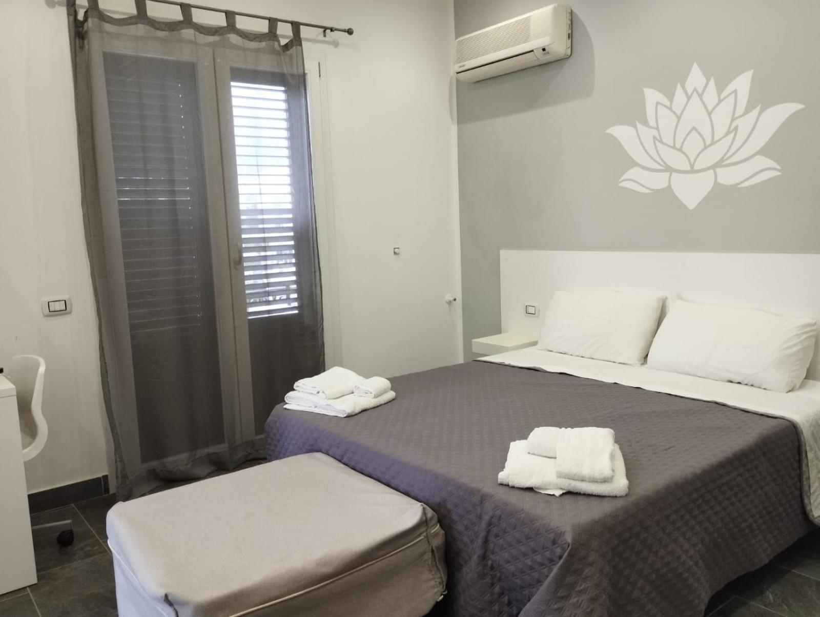 Fiore Di Loto Rooms Carini Exterior photo