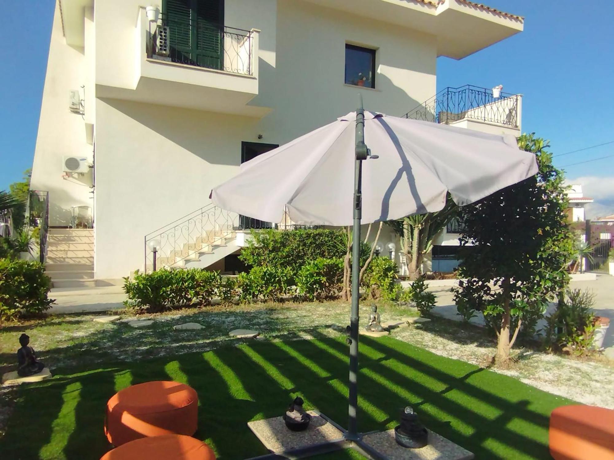 Fiore Di Loto Rooms Carini Exterior photo